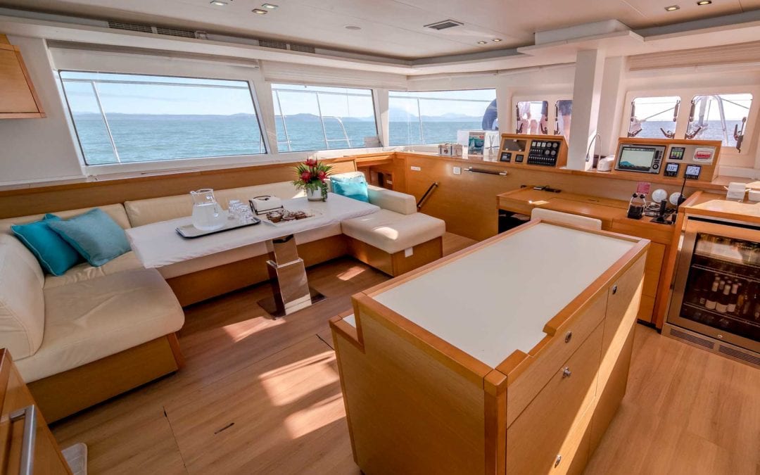Sailaway VI saloon