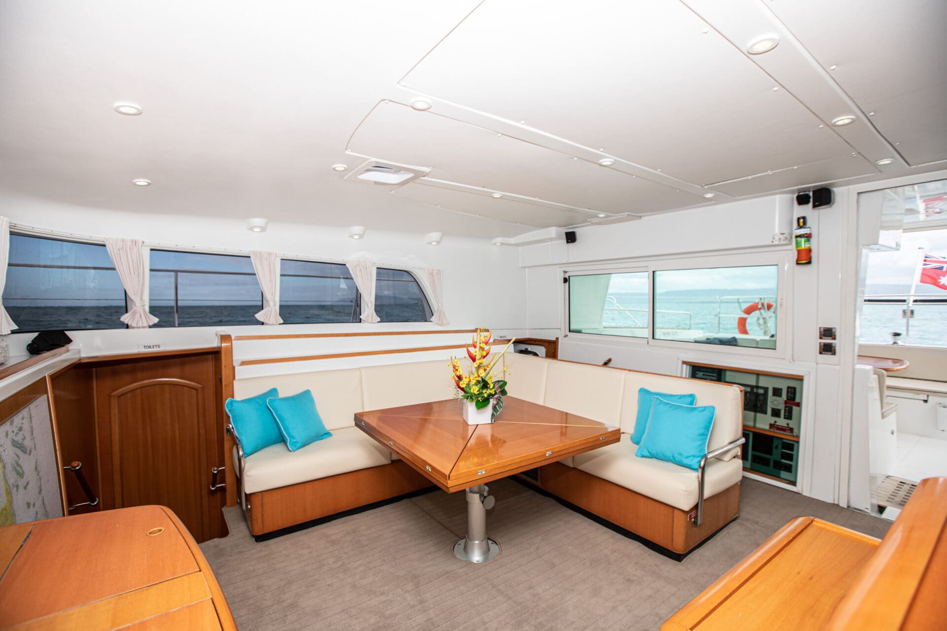 Sailaway Iv Lagoon 500 Saloon